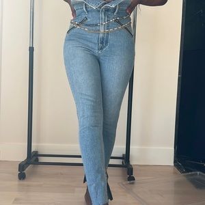 Girlfriend jeans